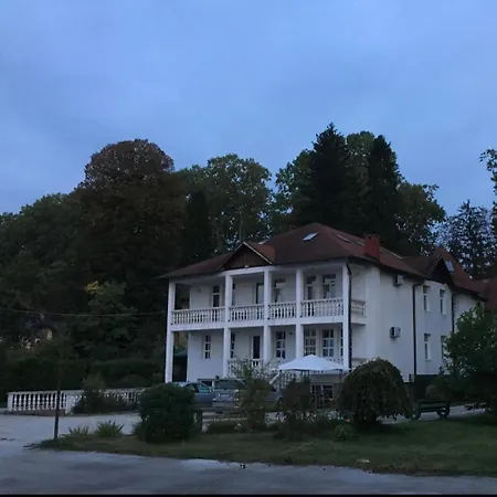 Willa Kuca Za Izdavanje